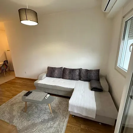 Irina Centre Apartment *