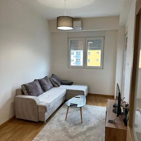 Апартаменти Irina Centre *