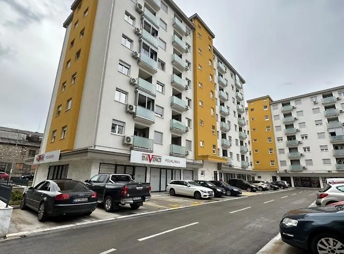 Апартаменти Irina Centre